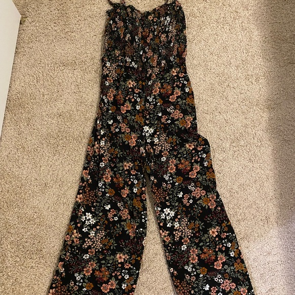 Abercrombie & Fitch Pants - floral romper